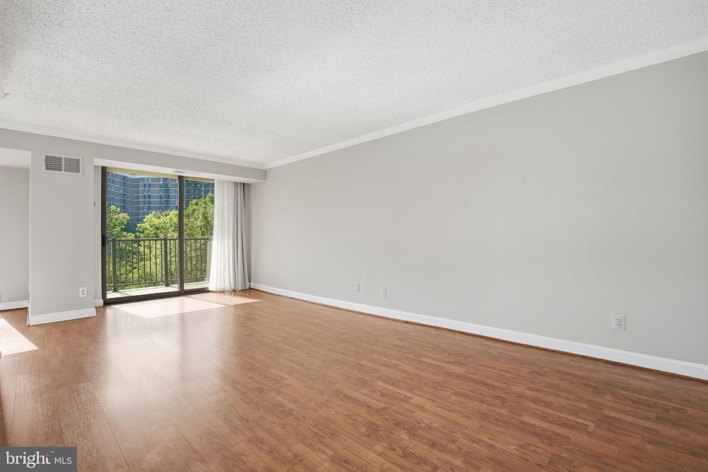 2300 Pimmit Drive #713 photo 8