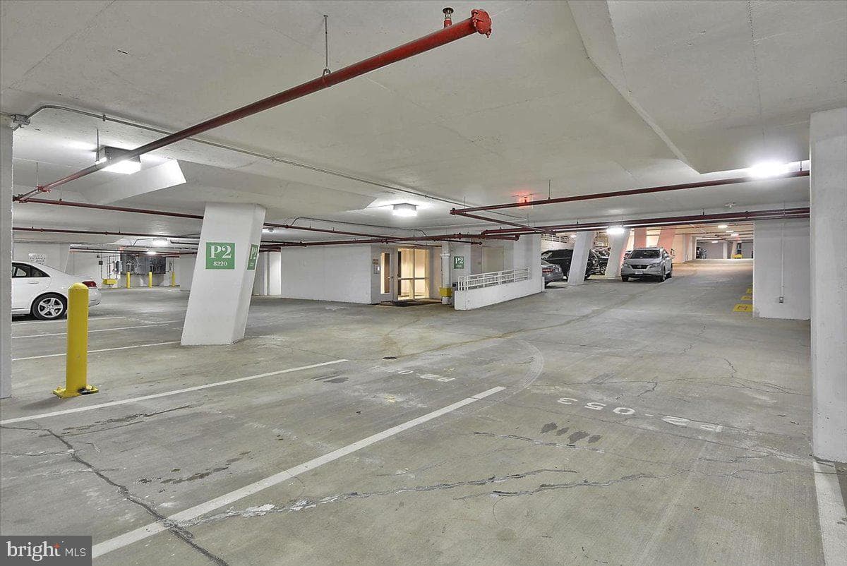 8220 Crestwood Heights Drive #301 photo 50