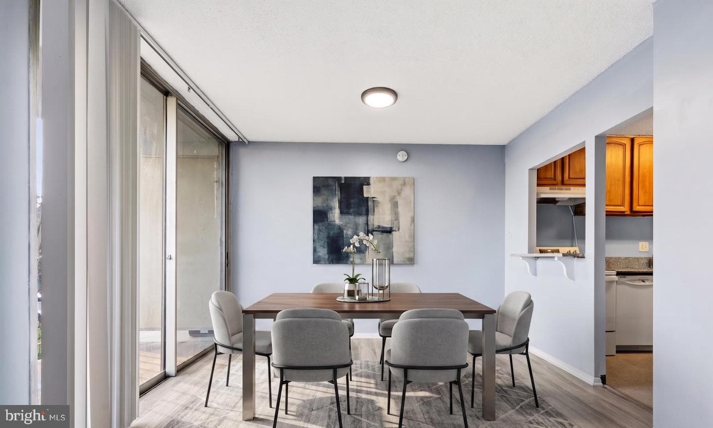 2059 Huntington Avenue #311 photo 5