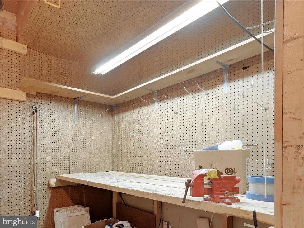 9425 Candleberry Court photo 33
