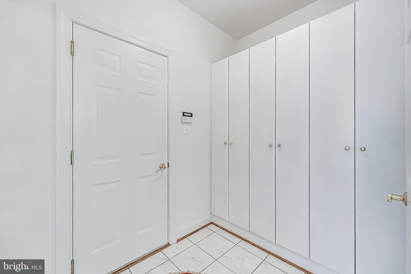 1051 Northfalls Court photo 29