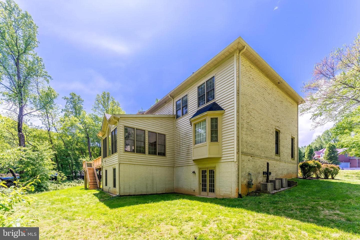 1051 Northfalls Court photo 59