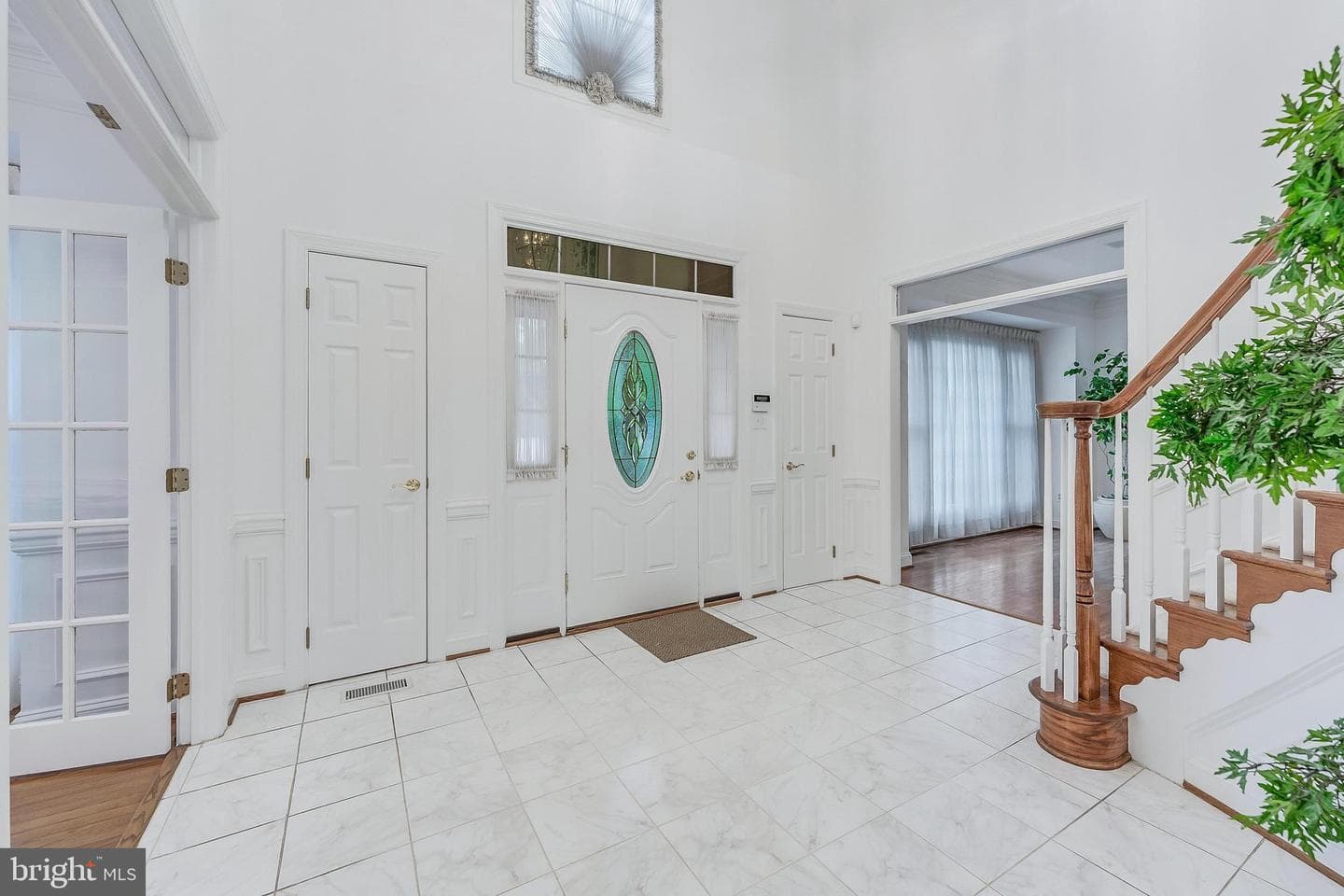 1051 Northfalls Court photo 6