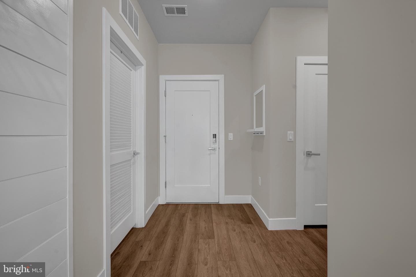 1761 Old Meadow Road #221, Mclean