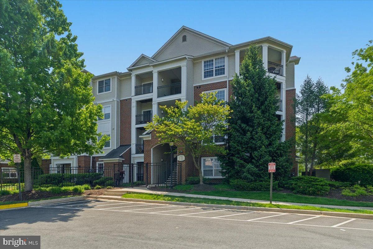 12901 Centre Park Circle #115, Herndon
