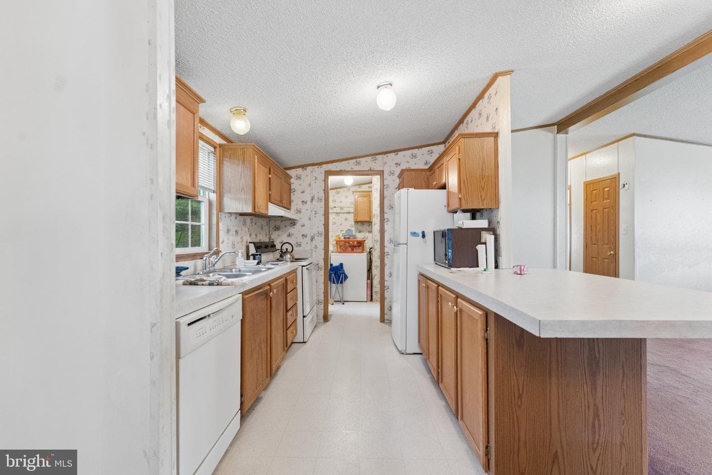 14611 Northwest Place photo 7