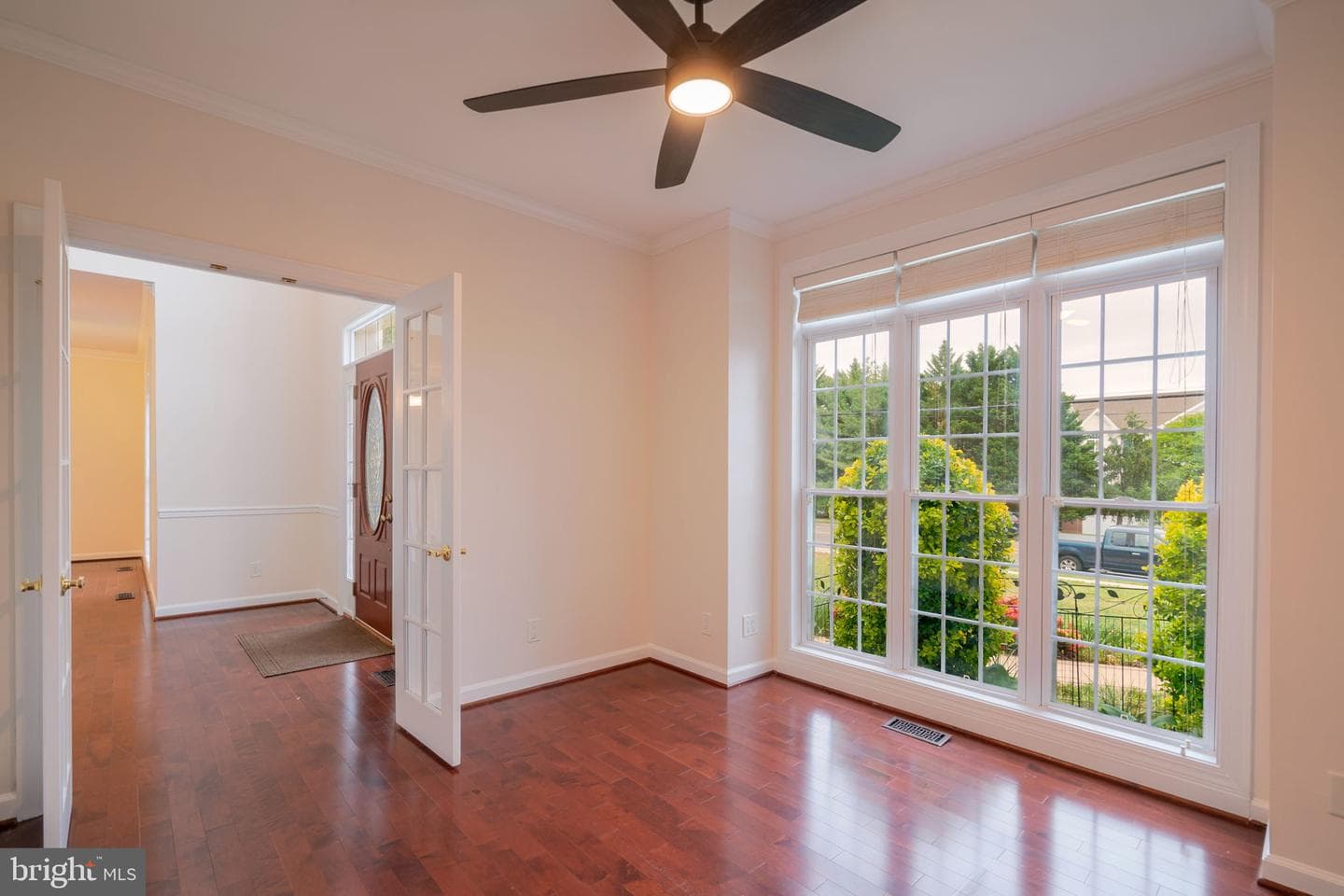 8038 Holland Road photo 23