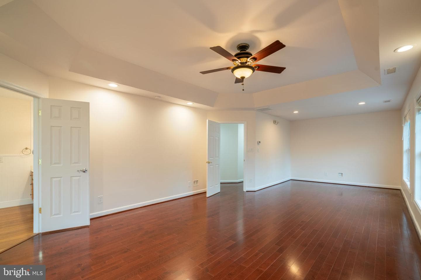 8038 Holland Road photo 27