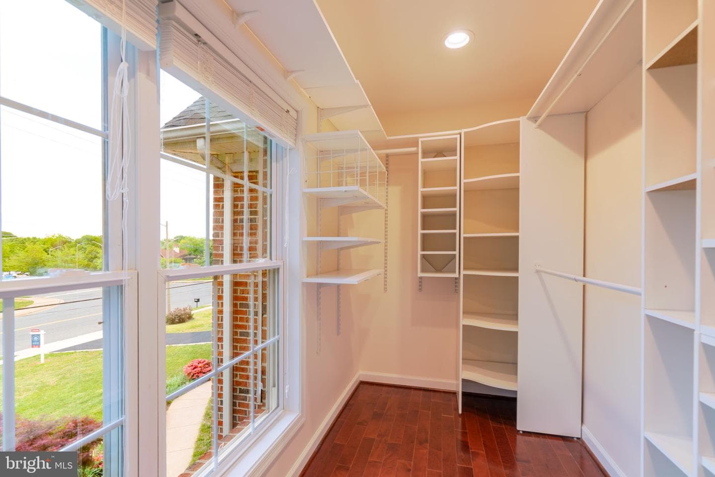 8038 Holland Road photo 36