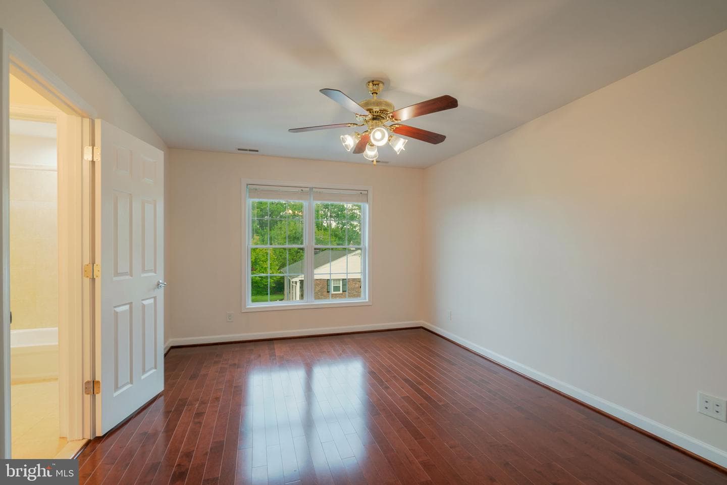 8038 Holland Road photo 39
