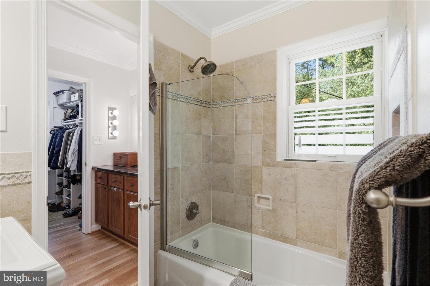 2400 Beekay Court photo 22