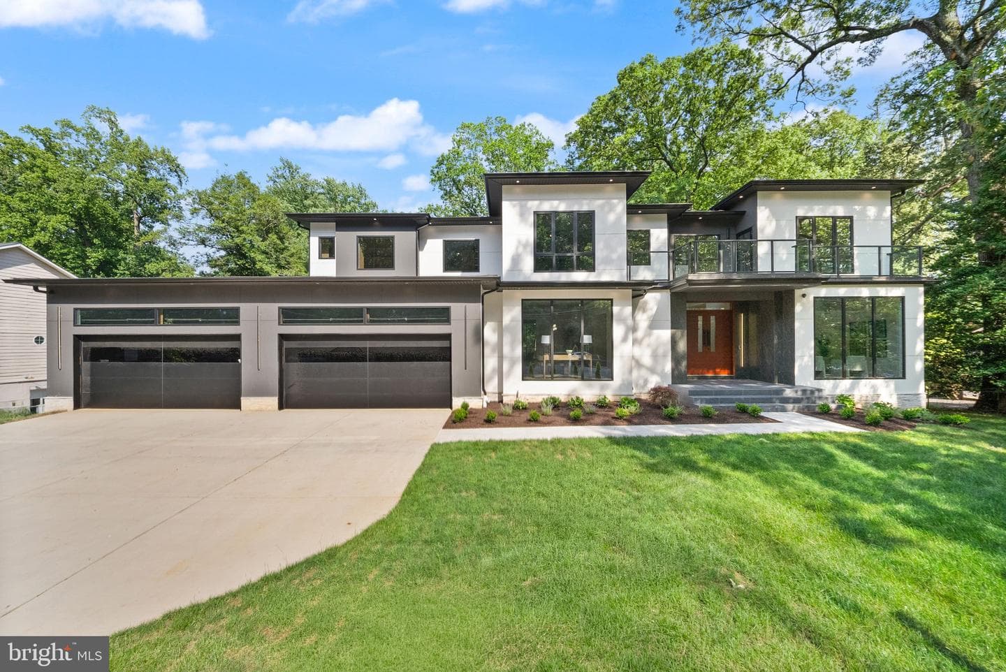 2537 Gallows Road photo 110