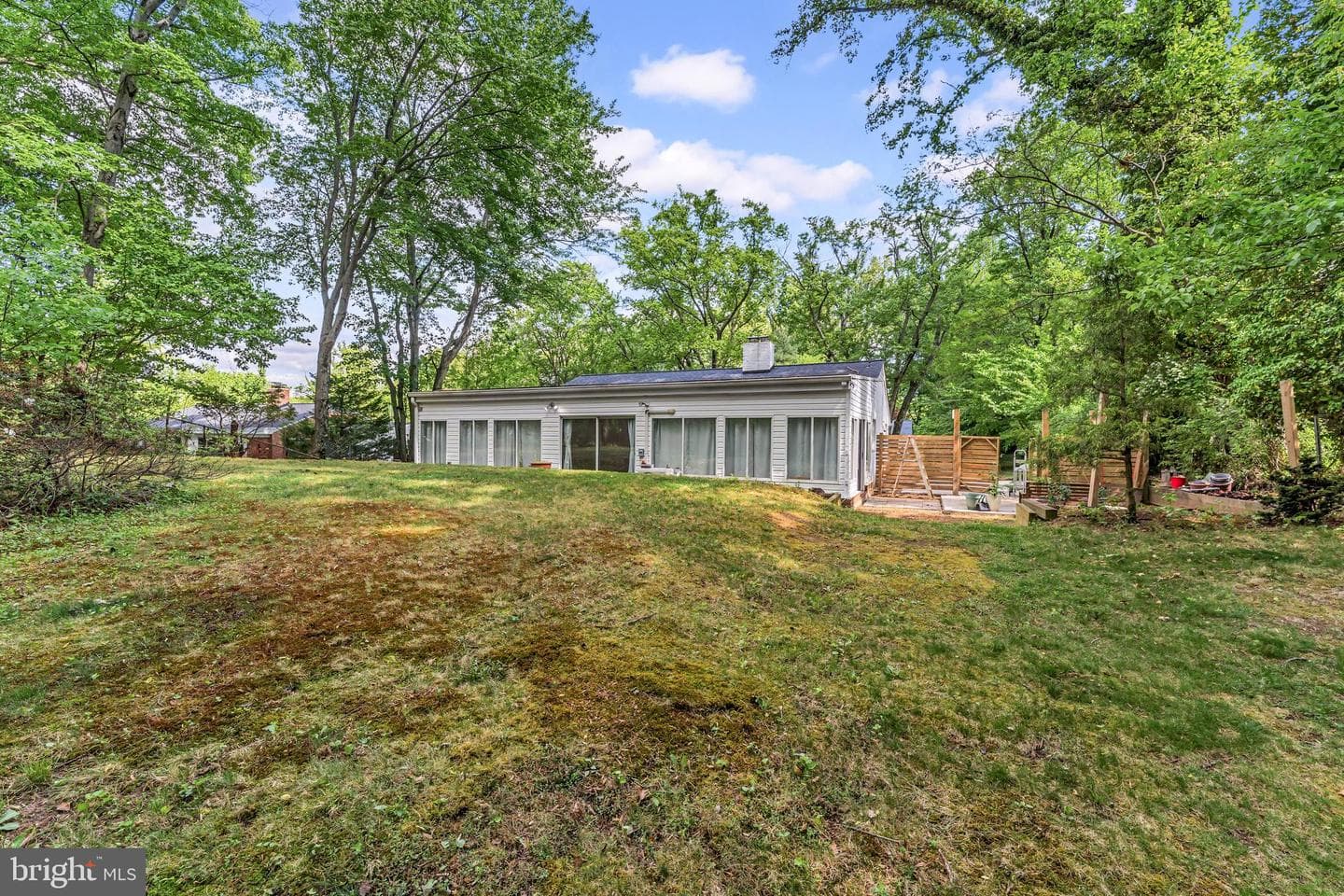 7415 Hastings Street photo 20