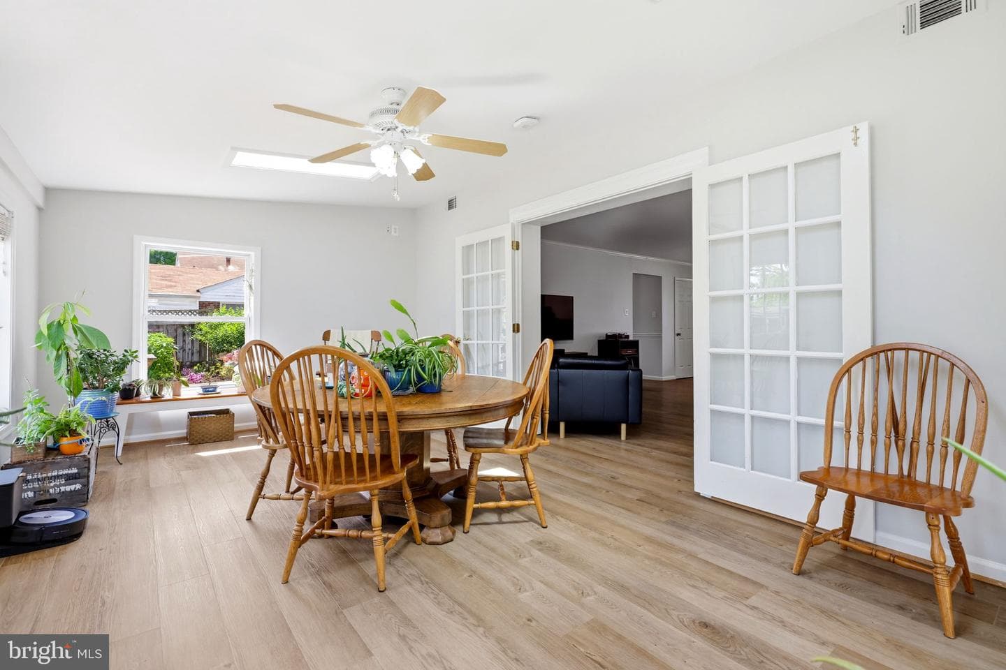 14703 Carlbern Dr photo 22