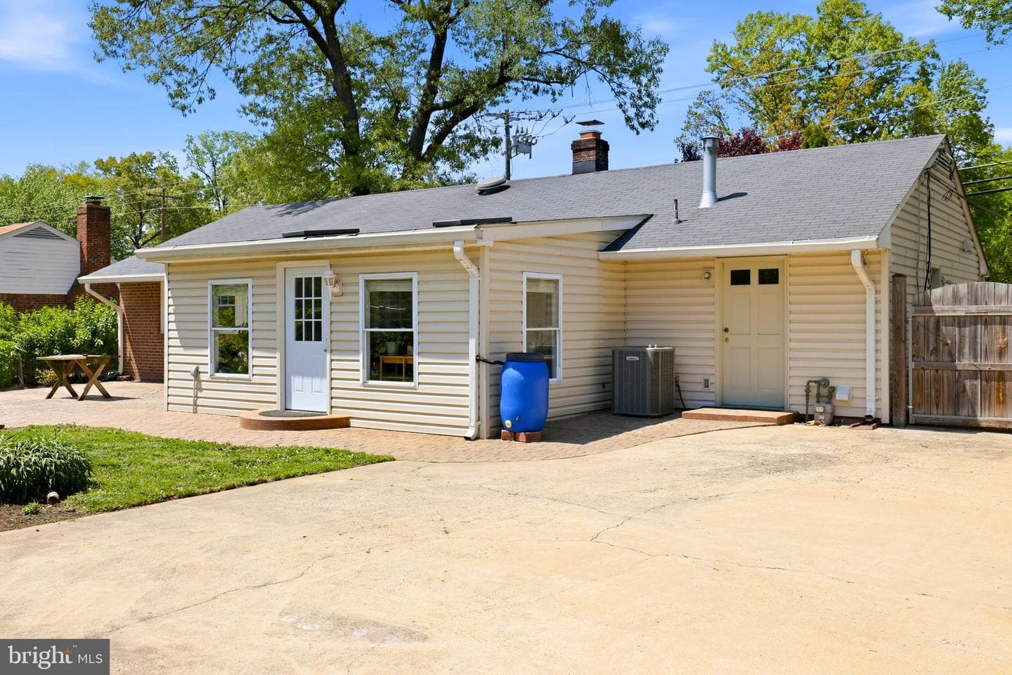 14703 Carlbern Dr photo 48