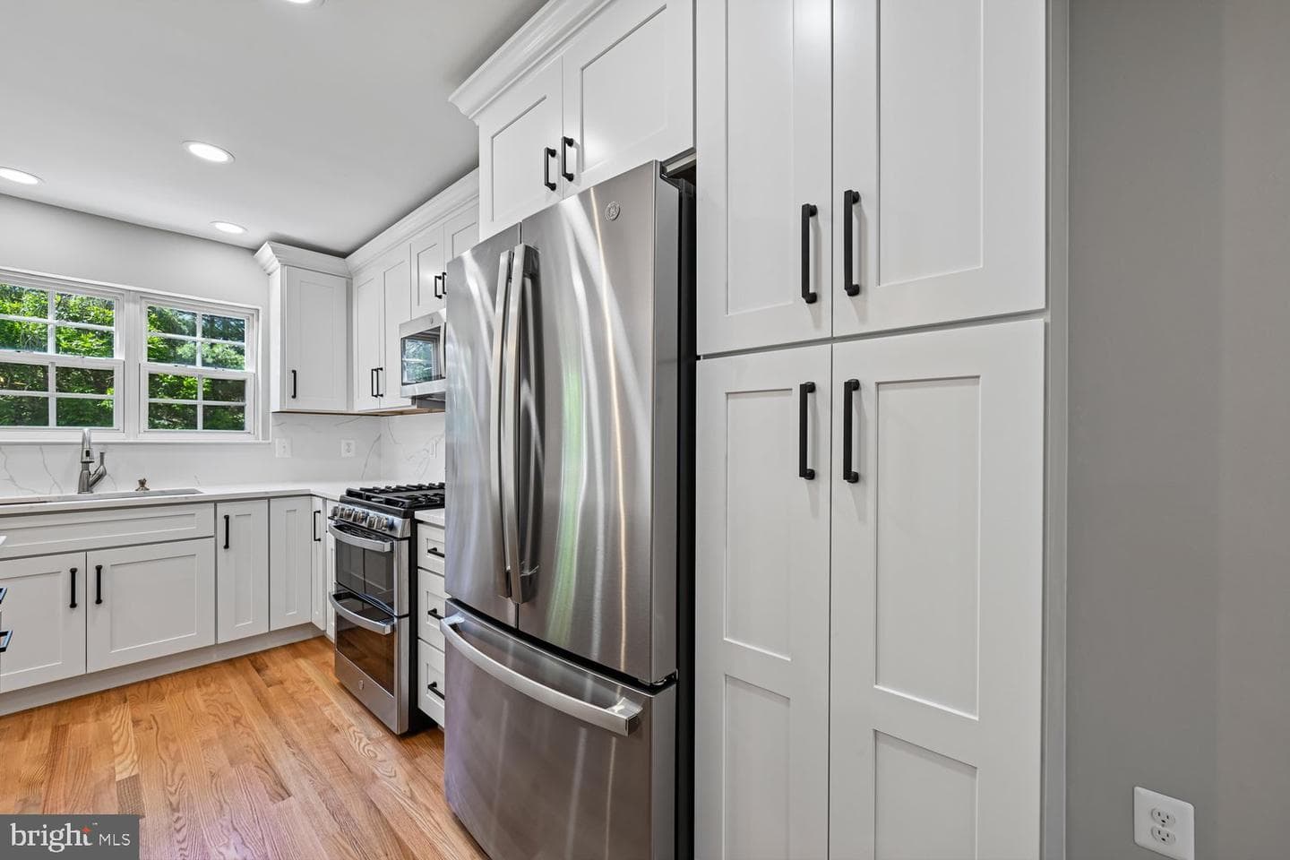 6153 Les Dorson Lane photo 5