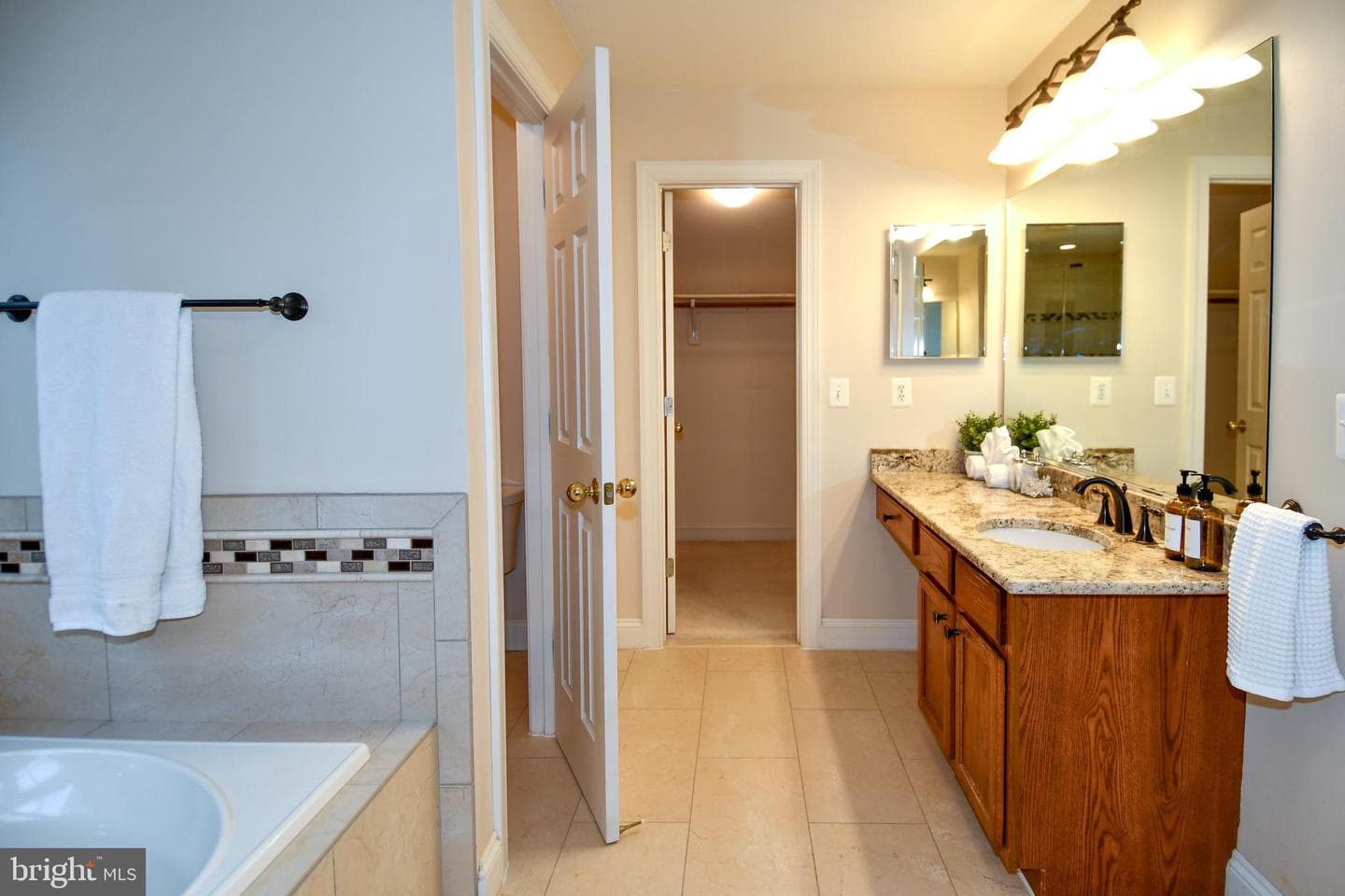 13619 Weinstein Court photo 43