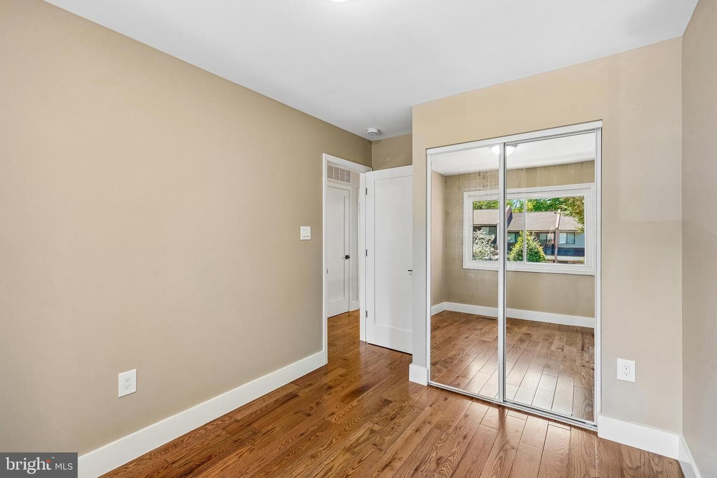 1309 Northgate Square photo 26