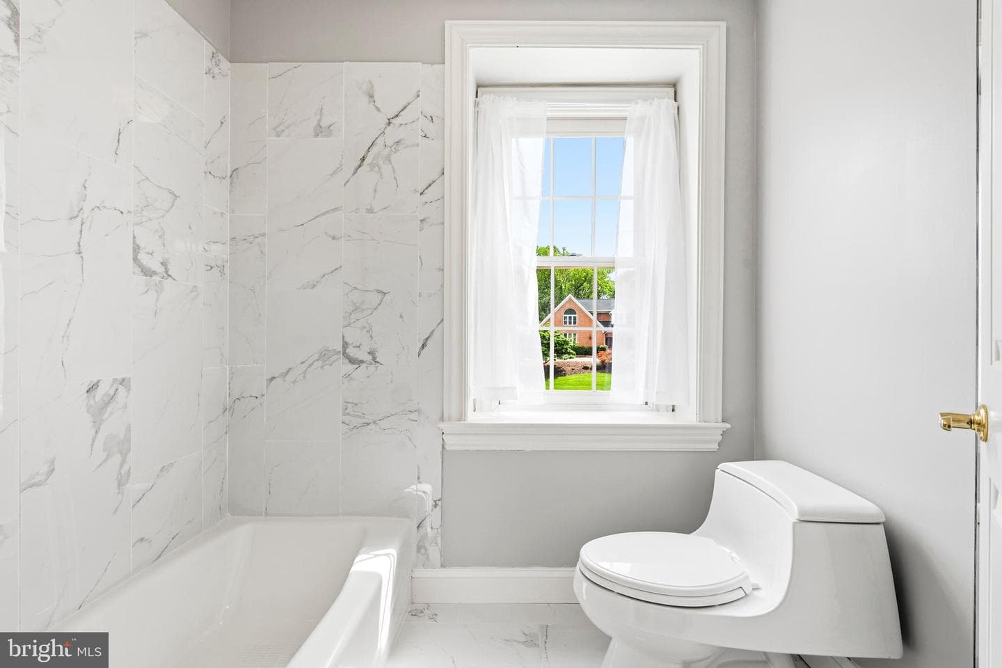 11102 Prince Edward Court photo 48