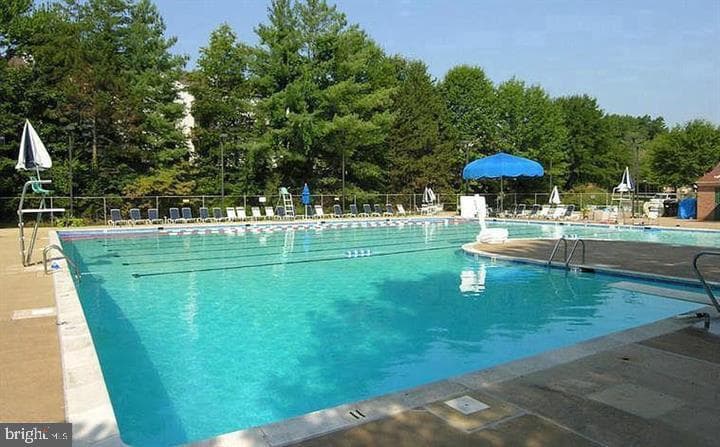 7033 Solomon Seal Court photo 42