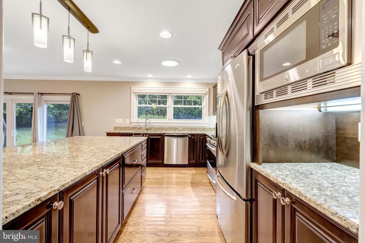 4510 Rhett Lane photo 10
