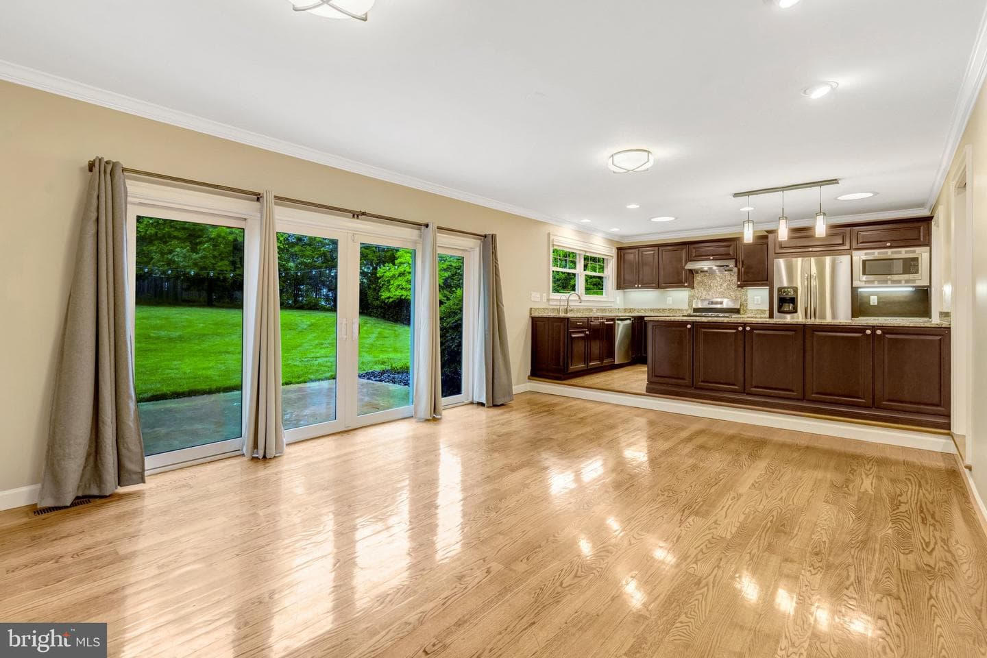 4510 Rhett Lane photo 7