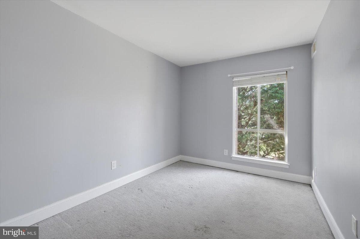2322 Freetown Court #8/21c photo 26
