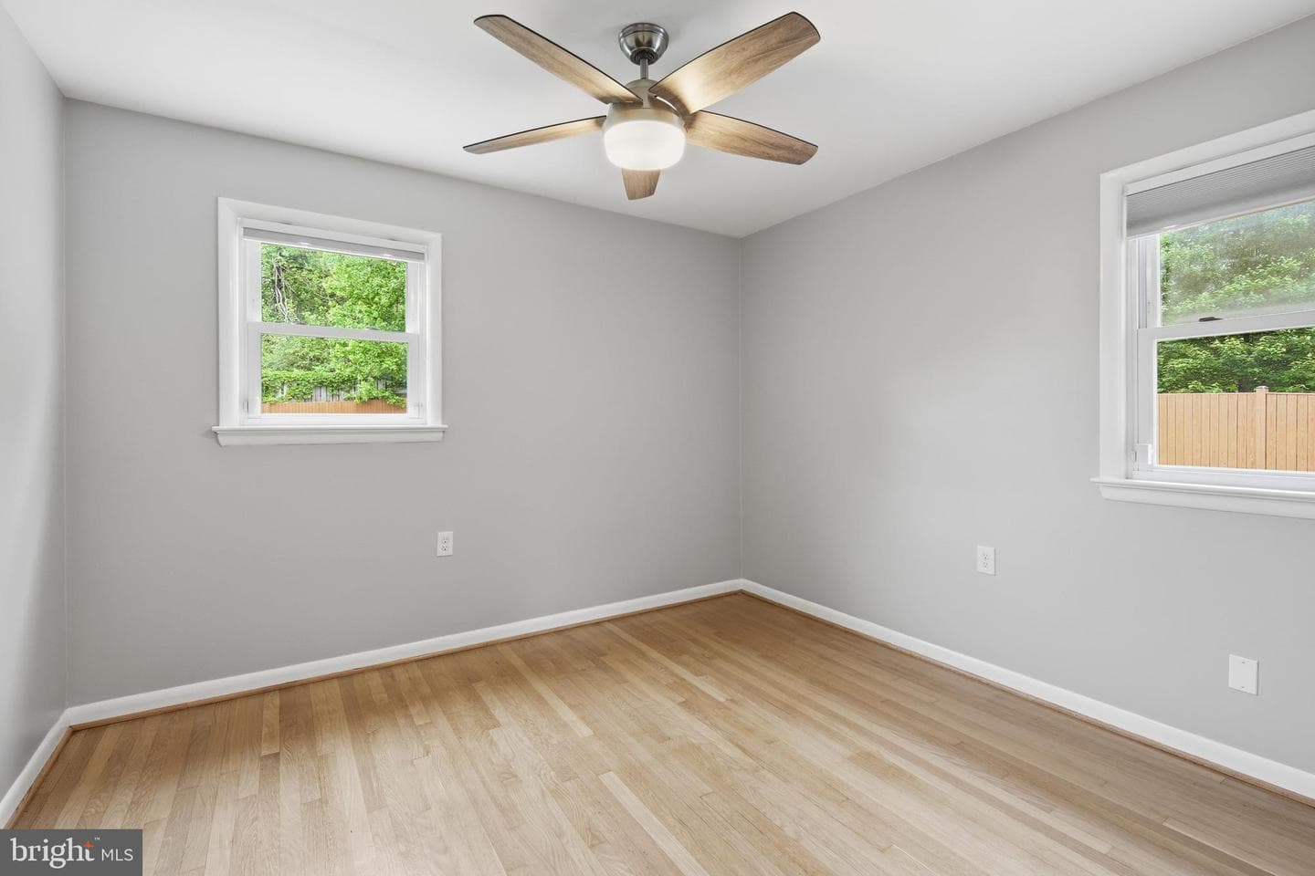 6368 Hillcrest Place photo 17