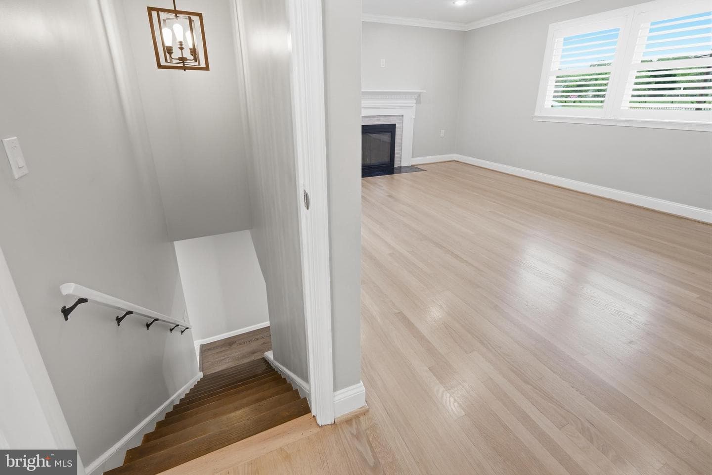 6368 Hillcrest Place photo 22