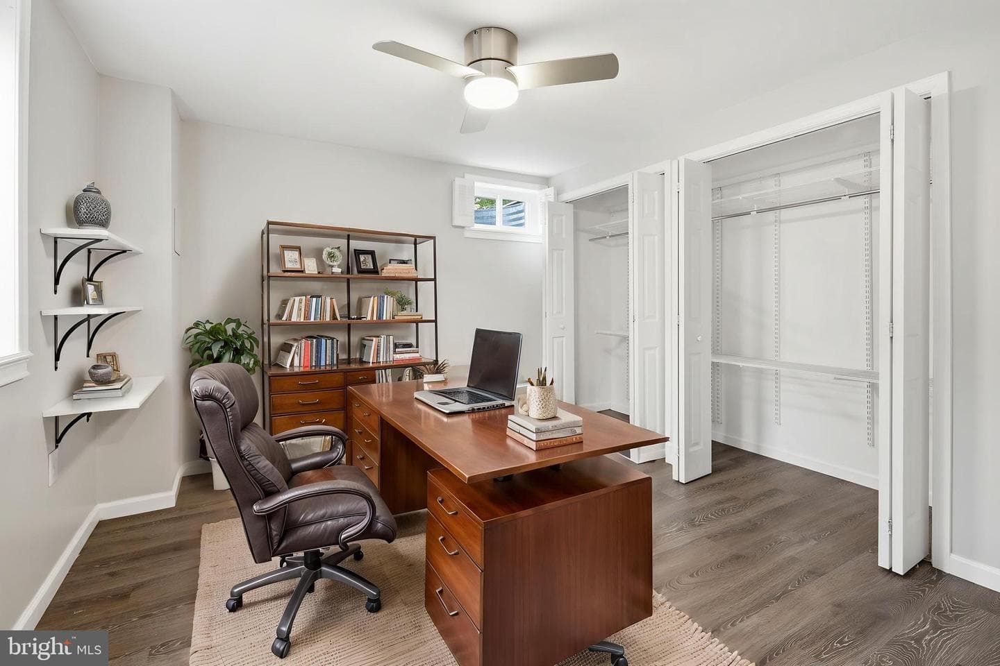 6368 Hillcrest Place photo 28