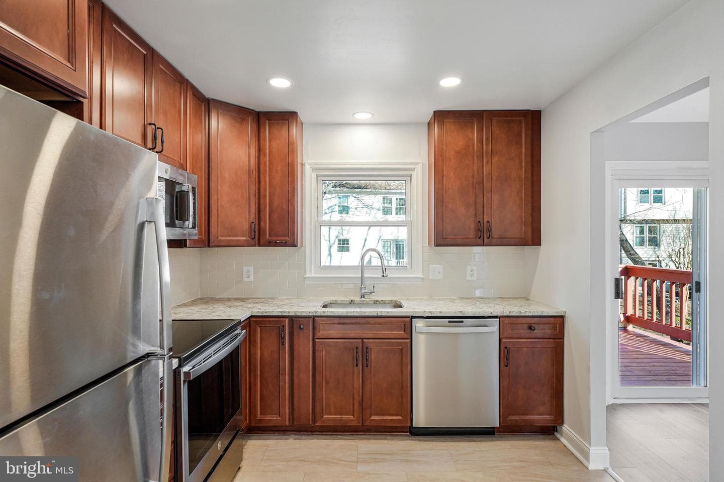12016 Trossack Road photo 4