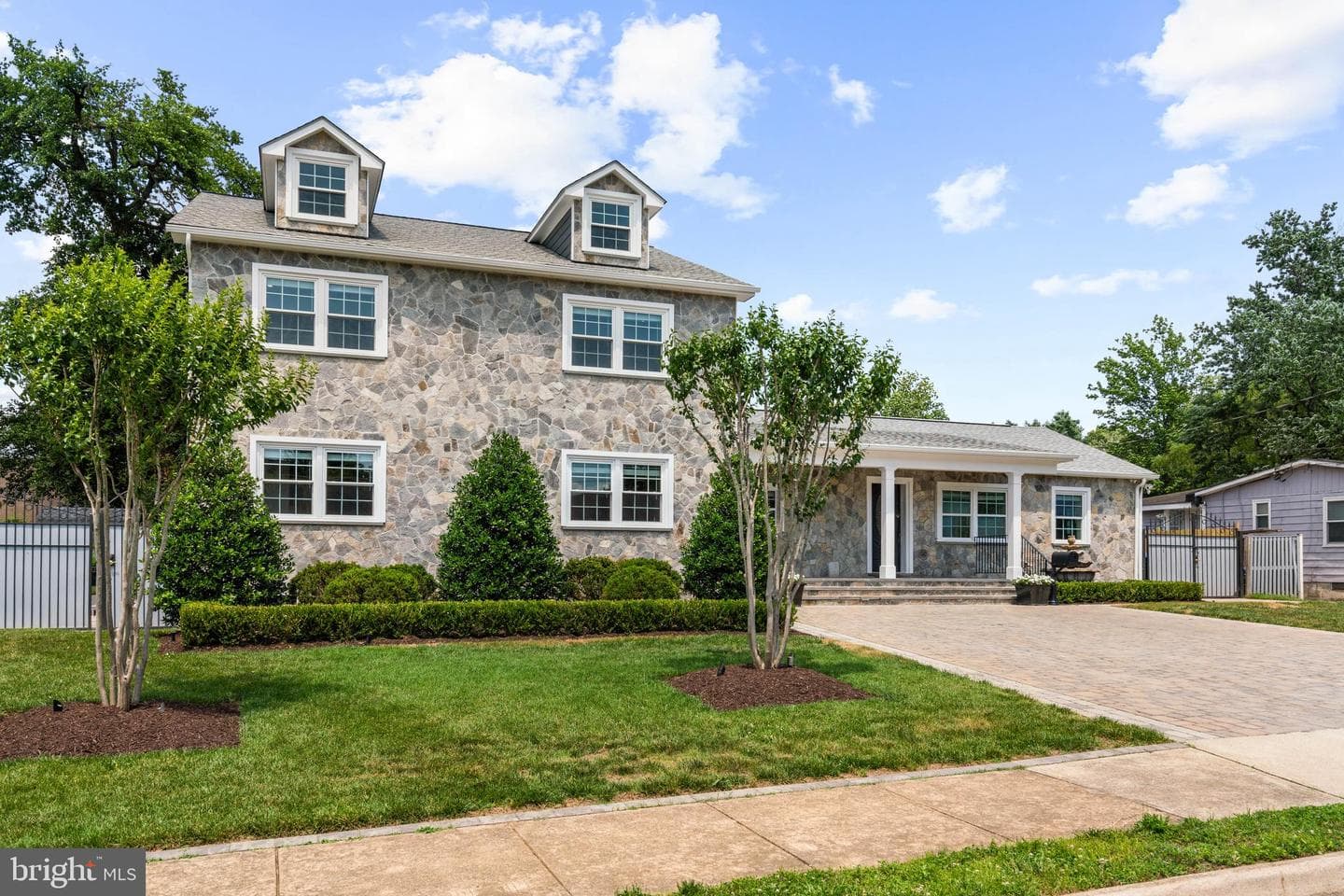 6634 Harriett Street, Falls Church