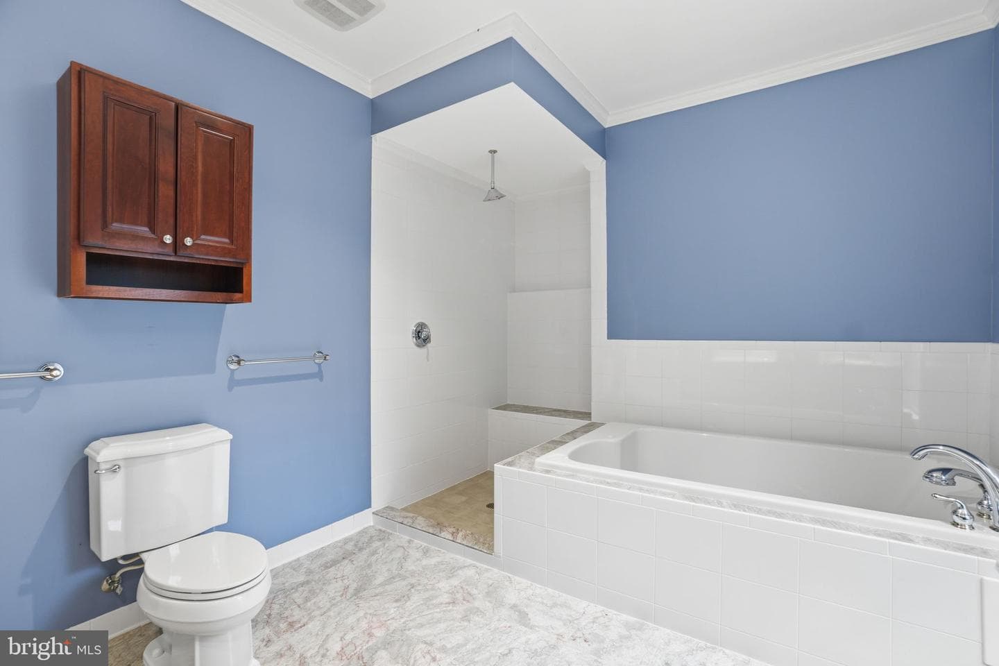 8613 Vernon Avenue photo 21