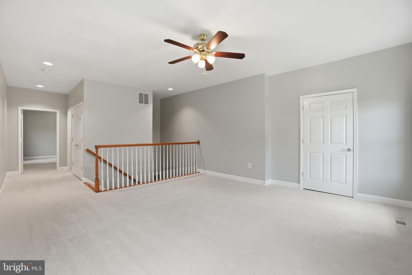 8613 Vernon Avenue photo 40