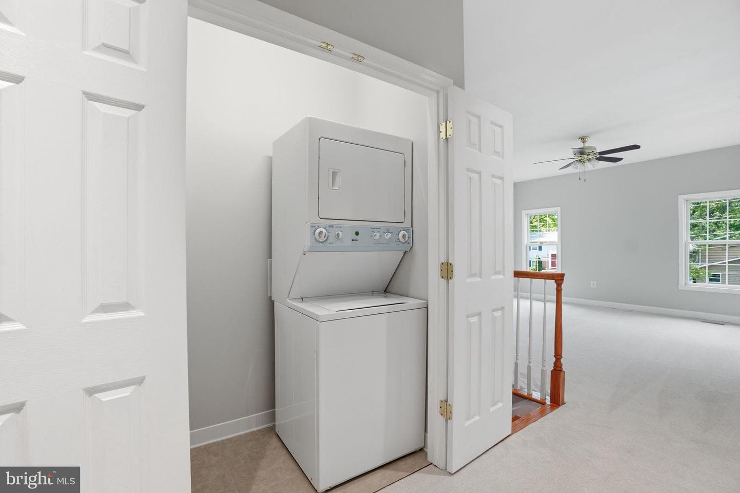 8613 Vernon Avenue photo 41