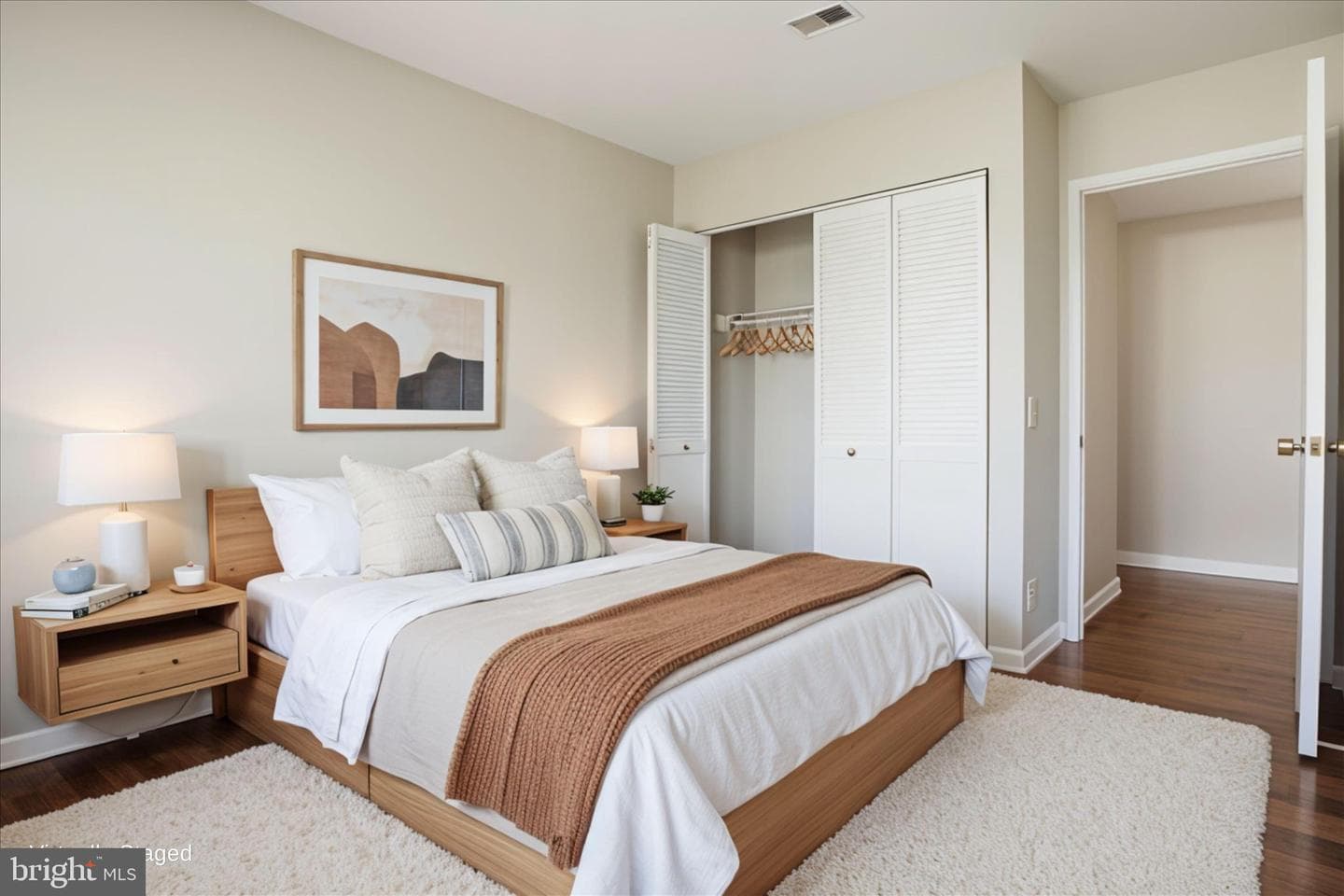 2444 Glengyle Drive #242 photo 14