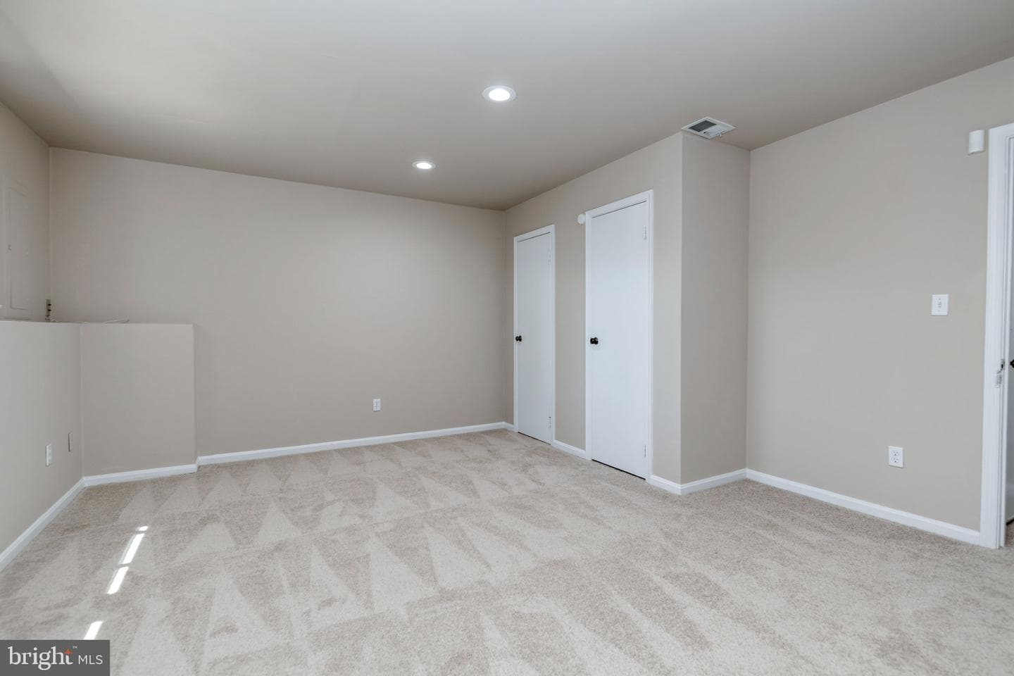 3731 Roxbury Lane photo 30