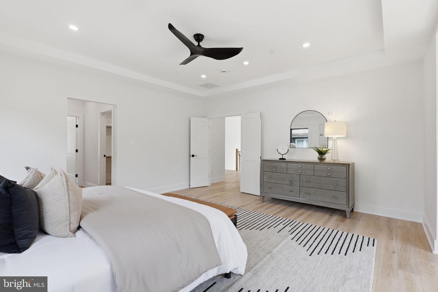 901 Meadow Lane SW photo 18
