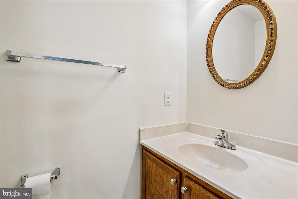 14408 Rockymount Court photo 33