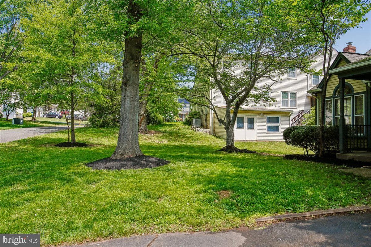 14408 Rockymount Court photo 47