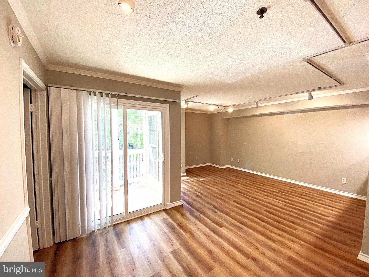 1524 Lincoln Way #209, Mclean