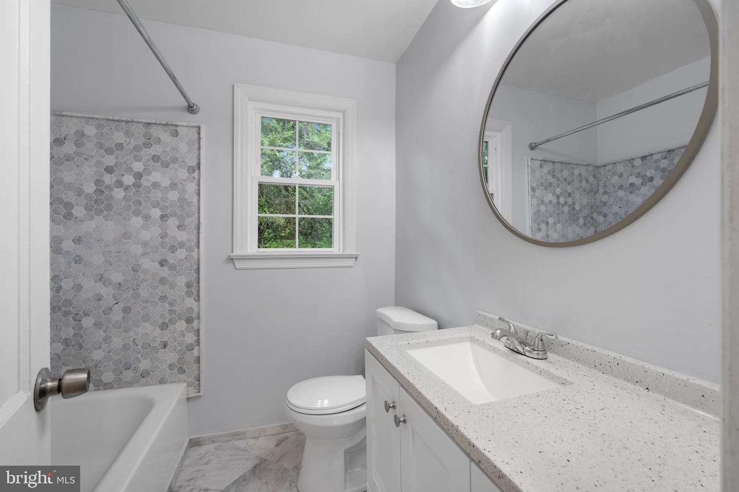 6474 Oakwood Drive photo 13