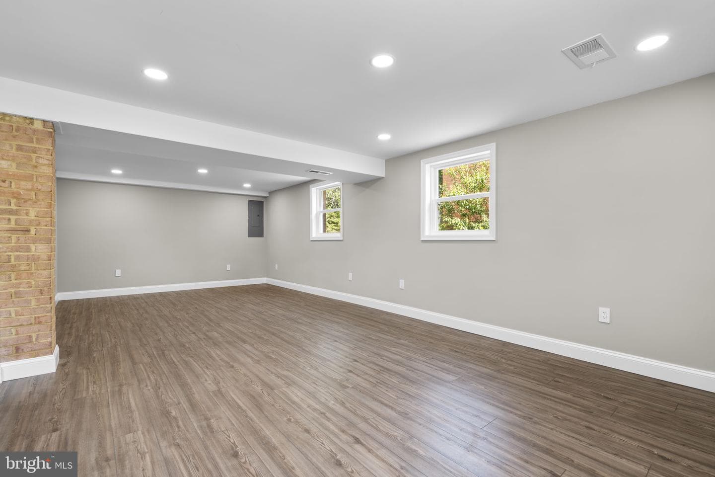 7530 Fairwood Lane photo 27