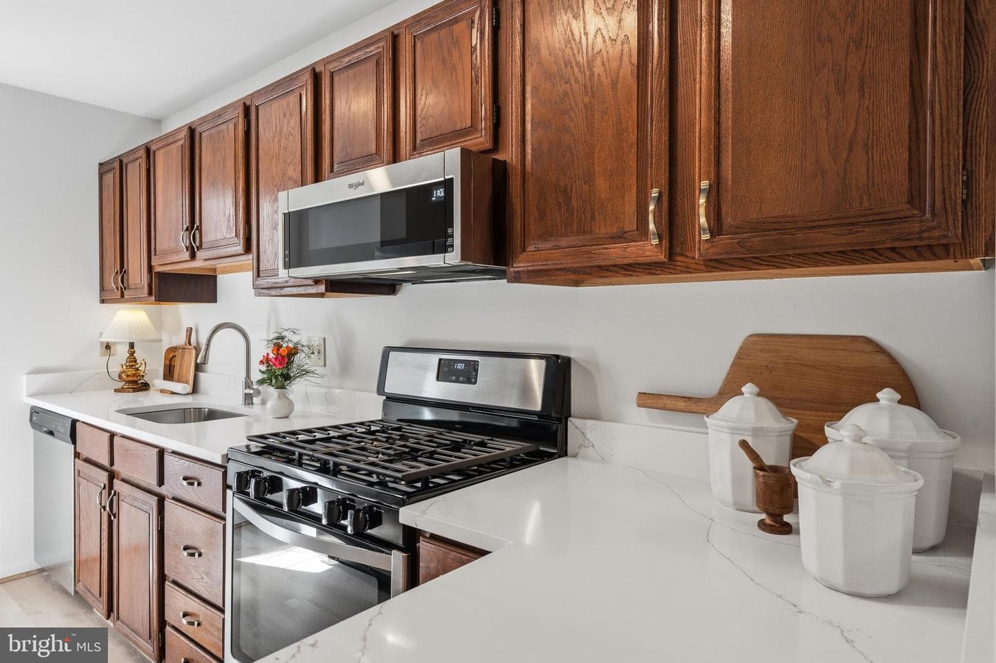 10026 Oakton Terrace Road photo 18