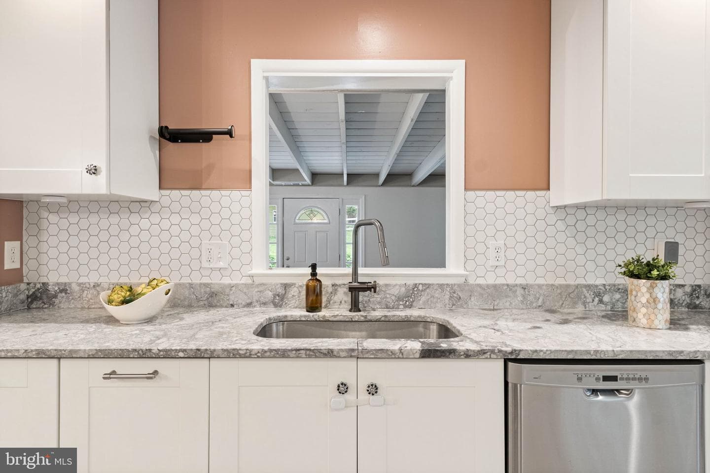 6451 Fairland Street photo 15
