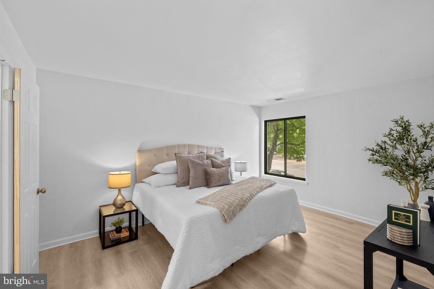 7615 Lee Highway #202 photo 19