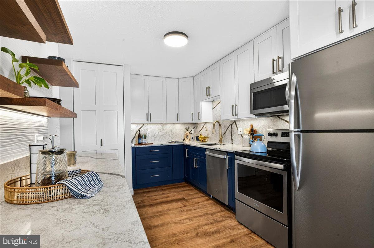 8370 Greensboro Drive #626 photo 13