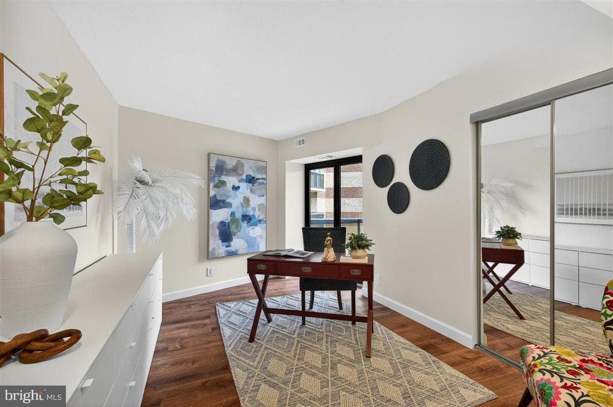 8370 Greensboro Drive #626 photo 30