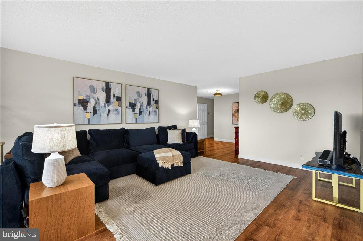 8370 Greensboro Drive #626 photo 9