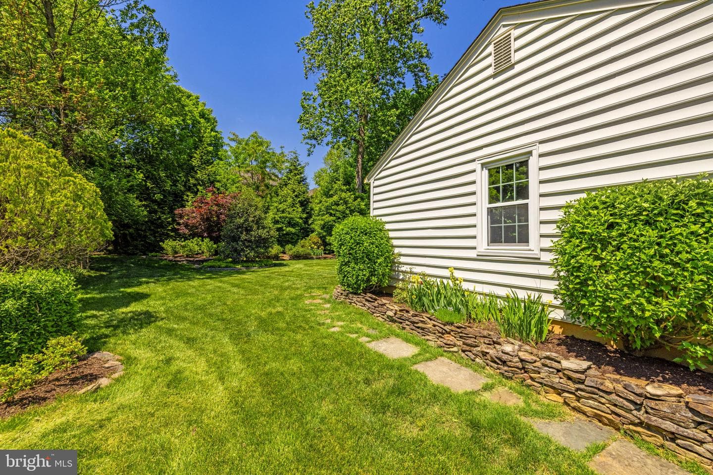 9716 Bunchberry Place photo 112